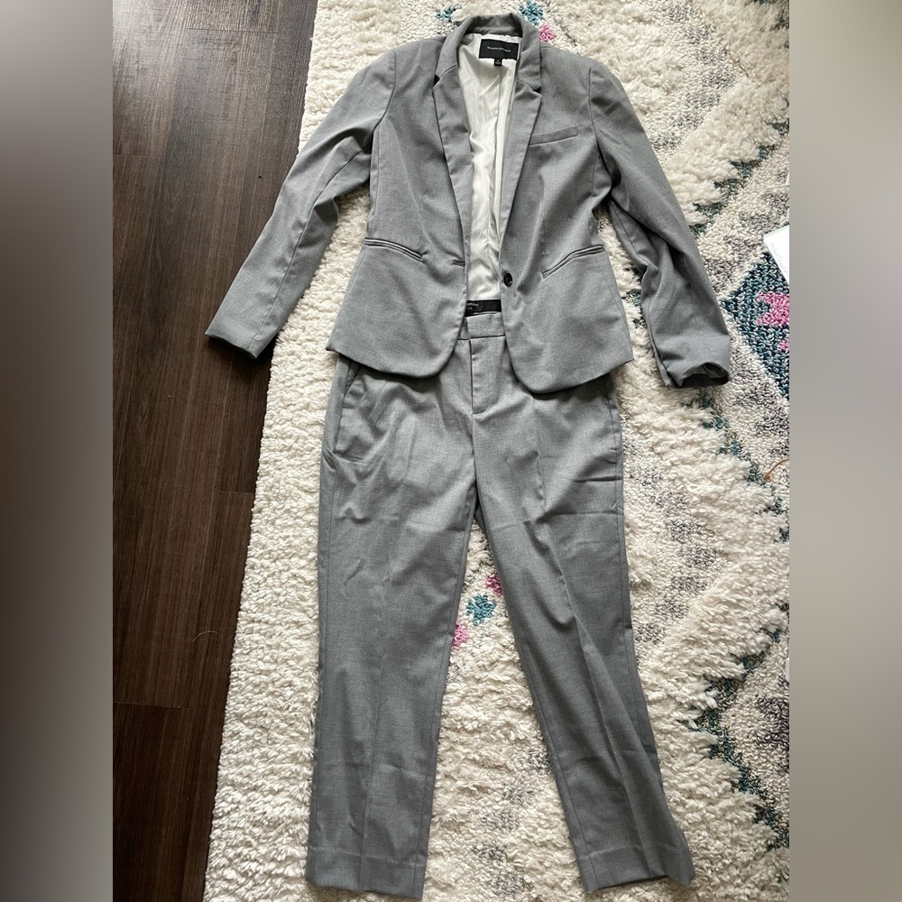 Banana Republic Jacket and Avery Curvy Women's Gray Pants